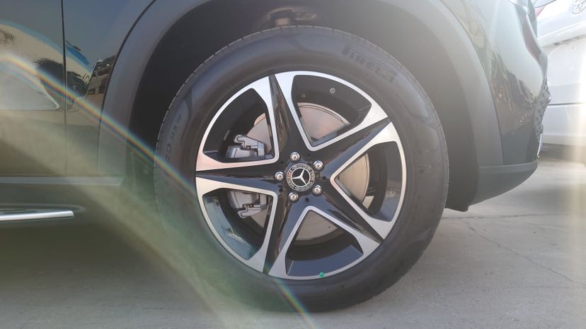 濂旈┌gls450鍜実le450涔板摢涓ソ,濂旈┌gls450涓巊le450瀵规瘮