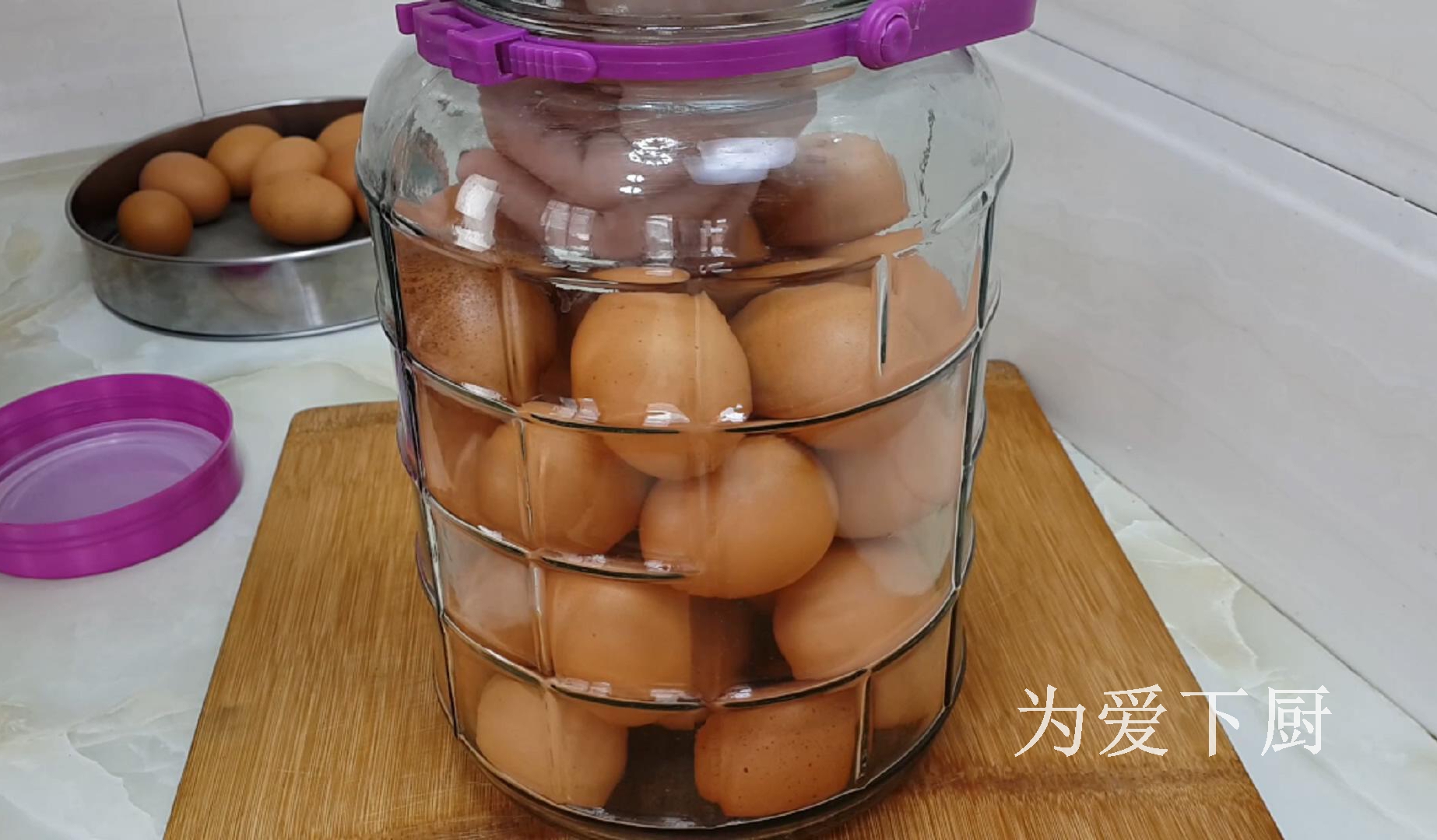 腌鸡蛋最正宗的做法,腌鸡蛋正宗腌法大全图解