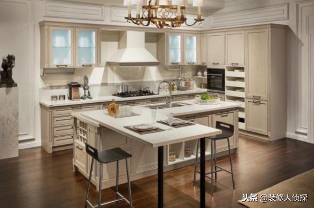 怎么挑选2万元以内的橱柜?过来人实力解说板料+品牌,实用入骨!