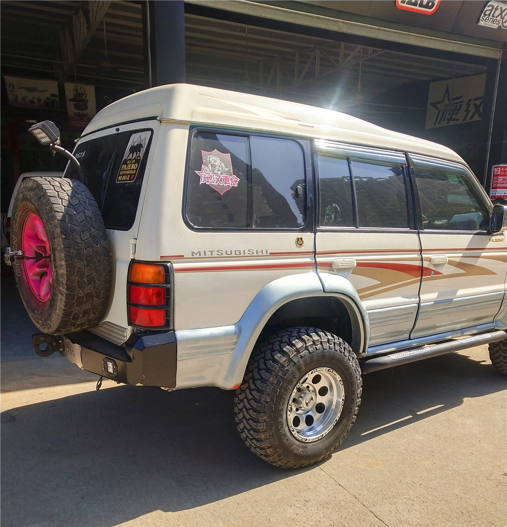 猎豹黑金刚改装越野,改装最帅的猎豹黑金刚