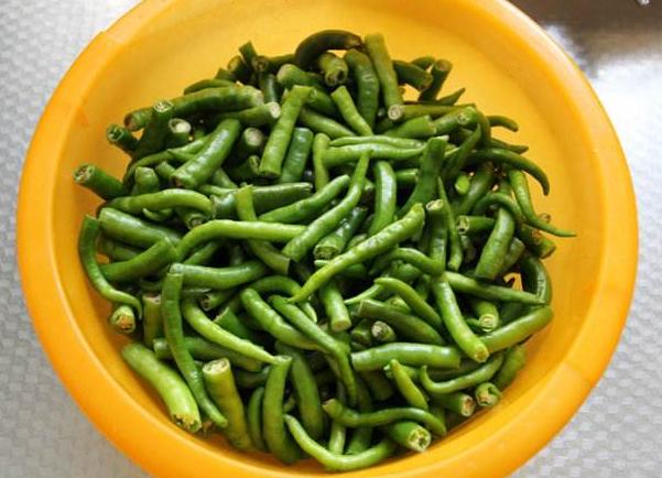 坛子辣椒腌制需要放水吗,不放水的腌制辣椒的方法