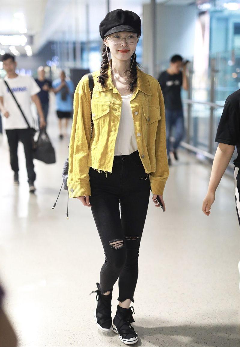 宋轶小雏菊印花裙,宋轶牛仔短裙穿搭