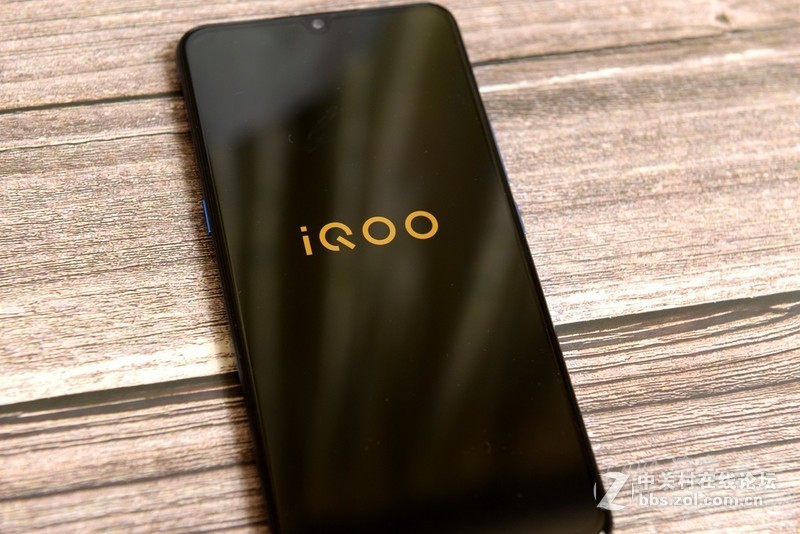 能流畅玩原神的iqoo手机,iqoo水桶机