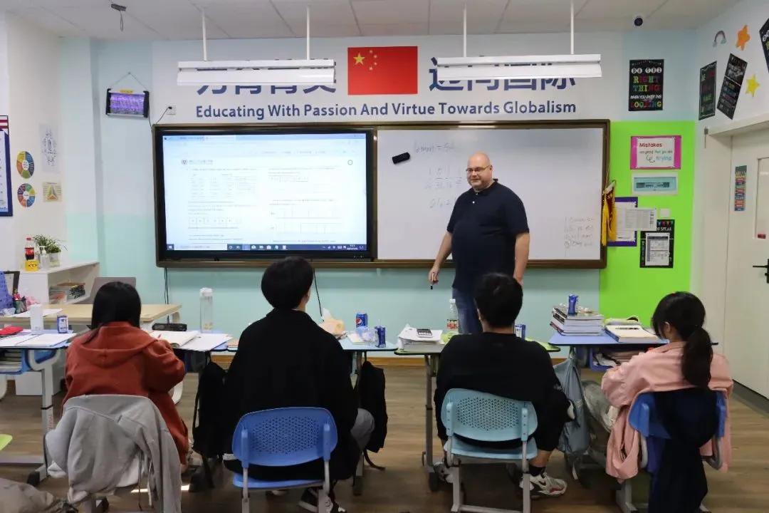 力迈特色！今天，为给力的外教团队点赞