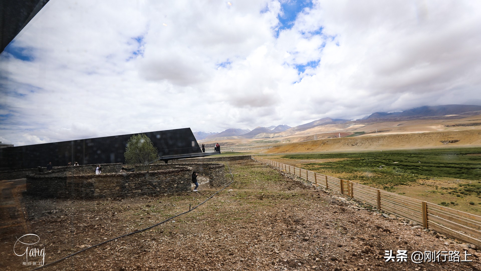 西藏神秘温泉能治百病,西藏阿里最神奇的治疗温泉
