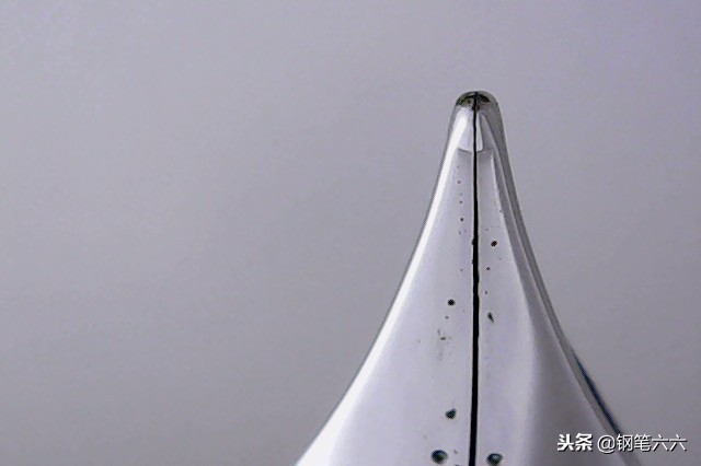 凌美钢笔恒星书写效果,凌美钢笔和流星钢笔哪个好