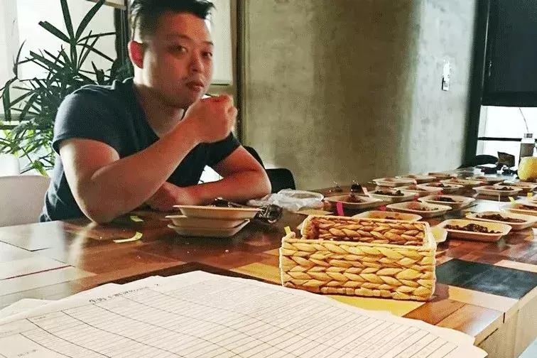 在杨浦区点一顿外卖多少钱,在五角场200块钱可以吃什么