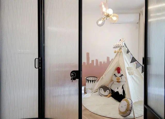 69㎡2室变3室,收纳惊人,还有阳光大书房!