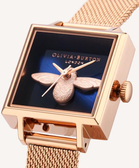 朴信惠同款冲锋衣,朴信惠同款手表