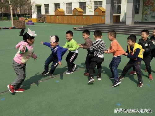 孩子被老师烫伤要求赔偿过分吗,学校老师烫伤孩子脸部怎么赔偿