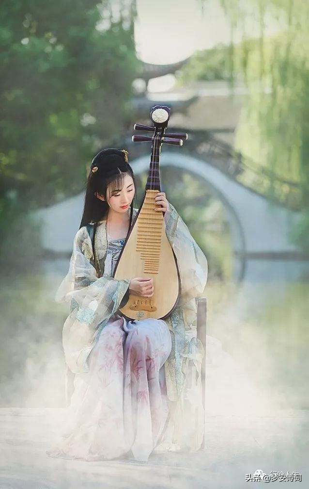 梦安|水岸春行,金丝柳影入画屏