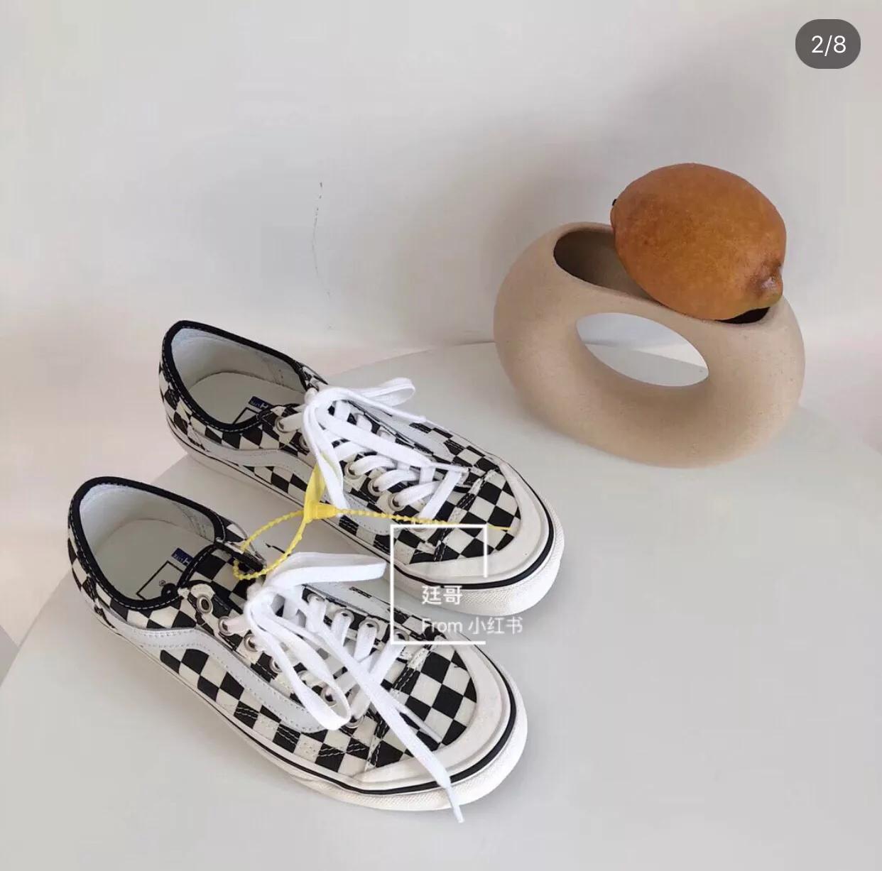 vansoffthewall白色荧光,offthewall的vans是真的吗