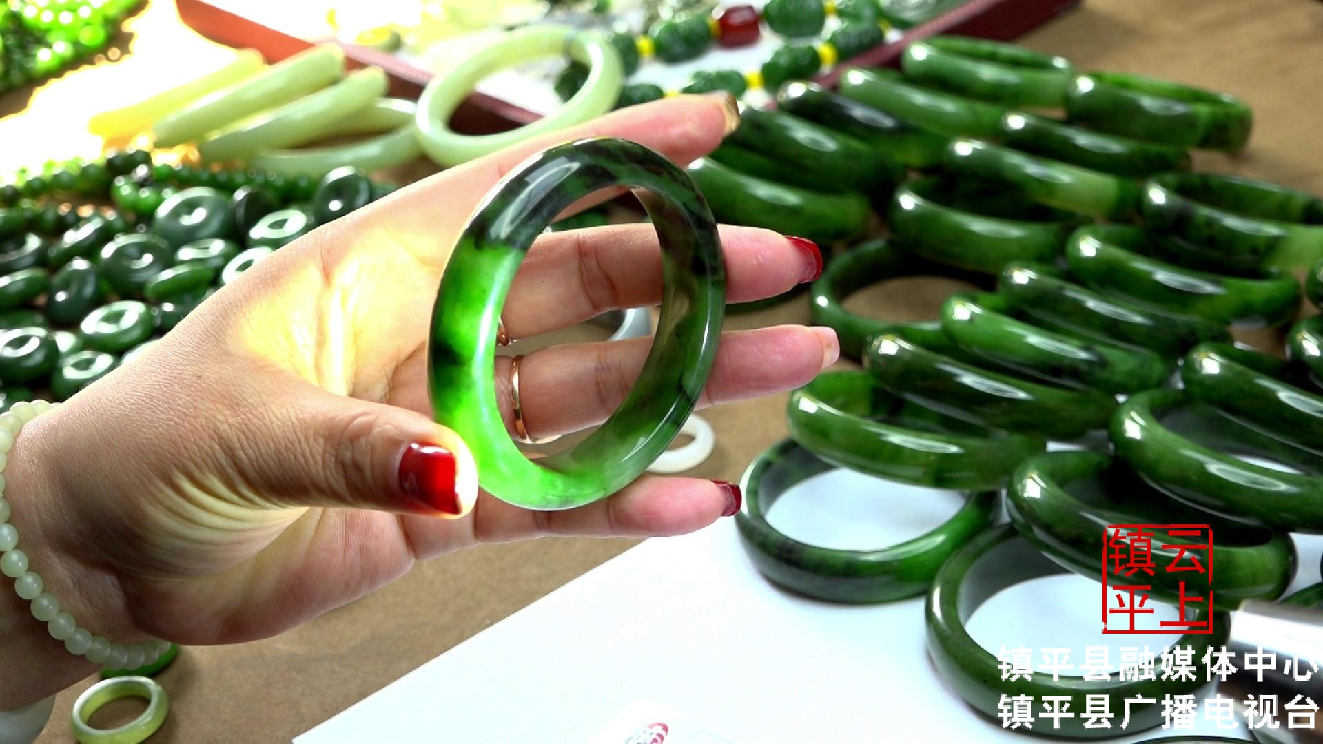 镇平县电商发展情况,镇平电商产业怎么发展起来的