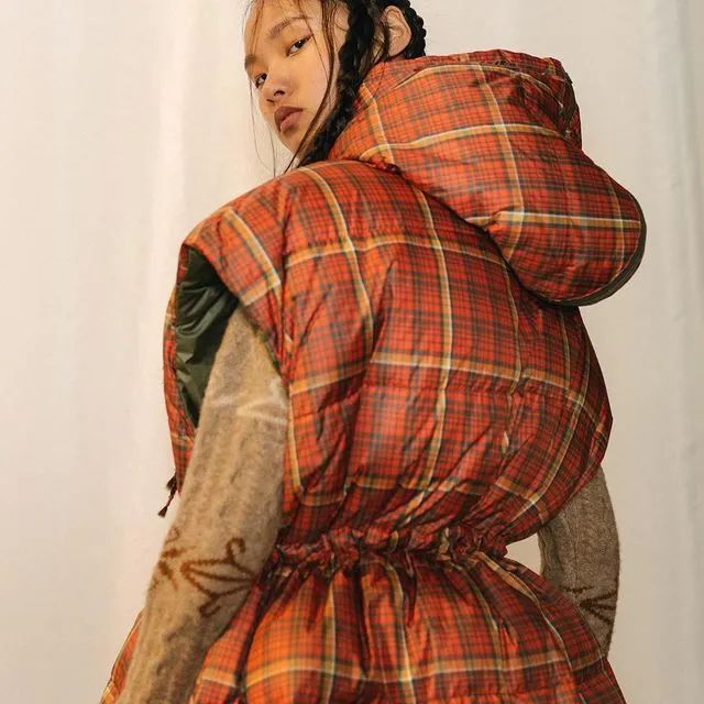 中国体育生标志的羽绒服,体育生羽绒服火了