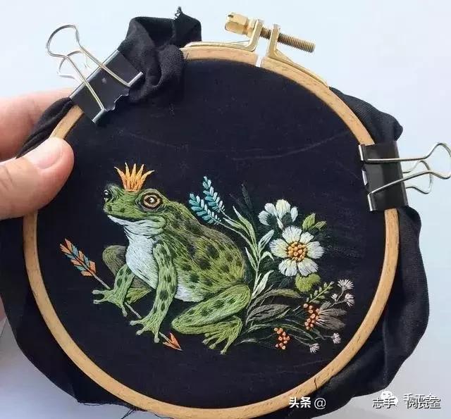 领口刺绣小花朵,刺绣花朵500种图片大全