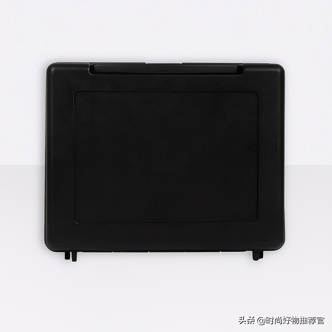 巴黎世家休闲包,巴黎世家运动包