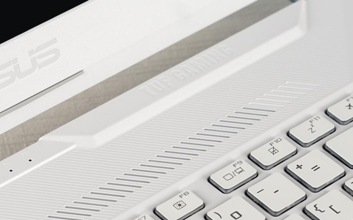 性能怪兽,5900HX+RTX3070,2.5K屏幕,华硕进阶版天选2笔电测评