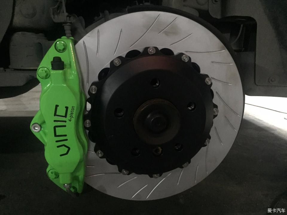 宝马3系换tei刹车,宝马3系的自动刹车功能测试