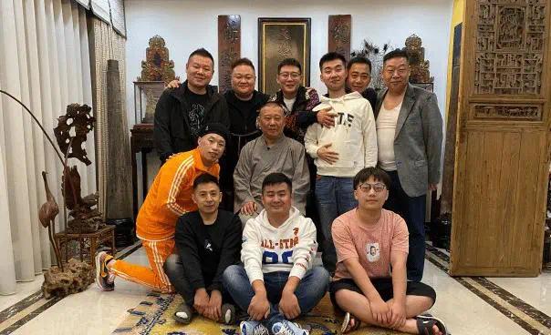 岳云鹏郭麒麟德云一哥组合,岳云鹏郭麒麟无与伦比做客完整版