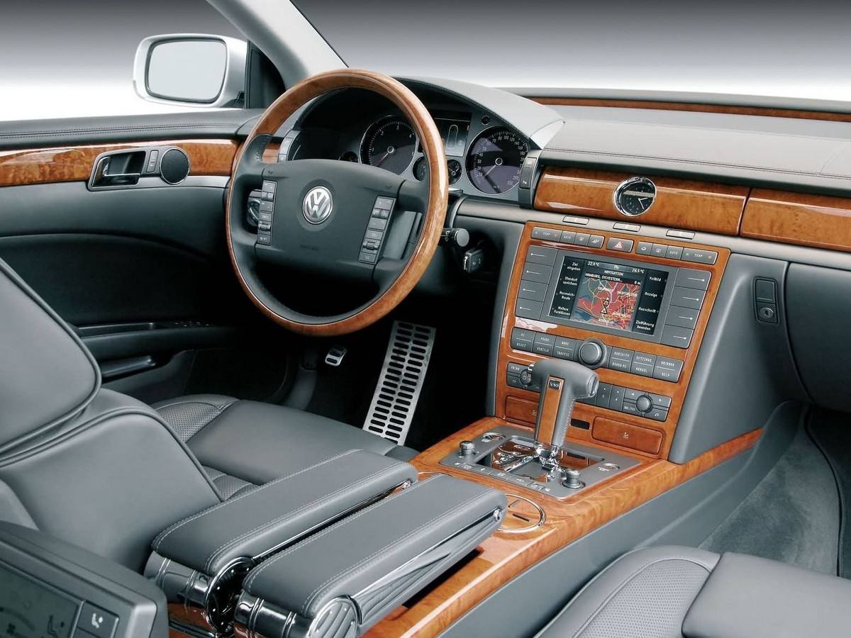 12缸帕萨特,12缸帕萨特原视频