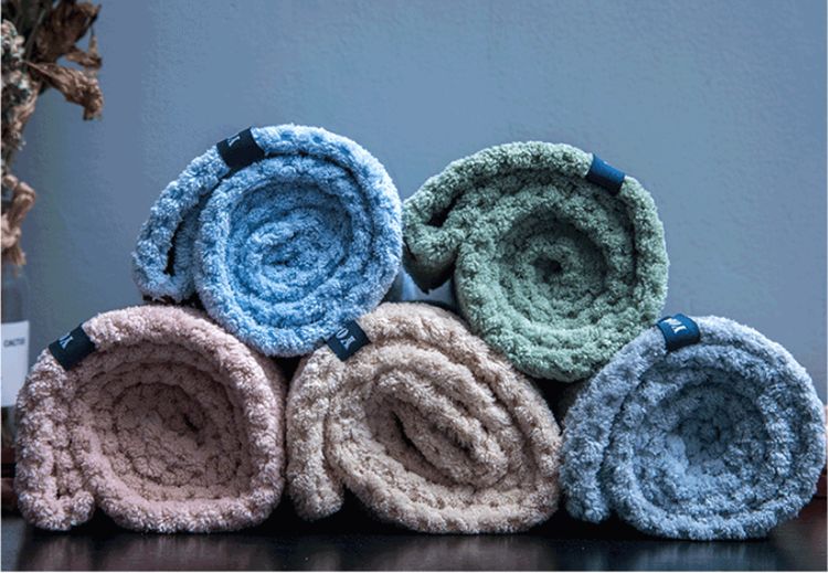 张嘉倪的头发怎么盘的,张嘉倪头发护理