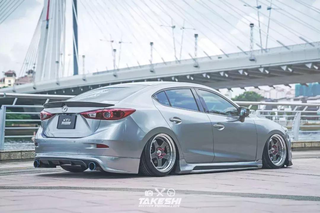 马自达3axela昂克赛拉摩登上市,马自达3axela昂克赛拉参数