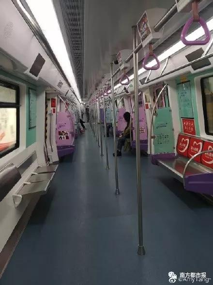 深圳复工第一天地铁站图,复工第一天的地铁