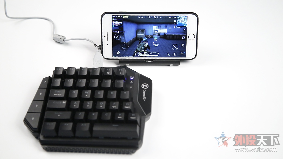 手游吃鸡在电脑上玩的详细操作,手游吃鸡可以在电脑上玩吗