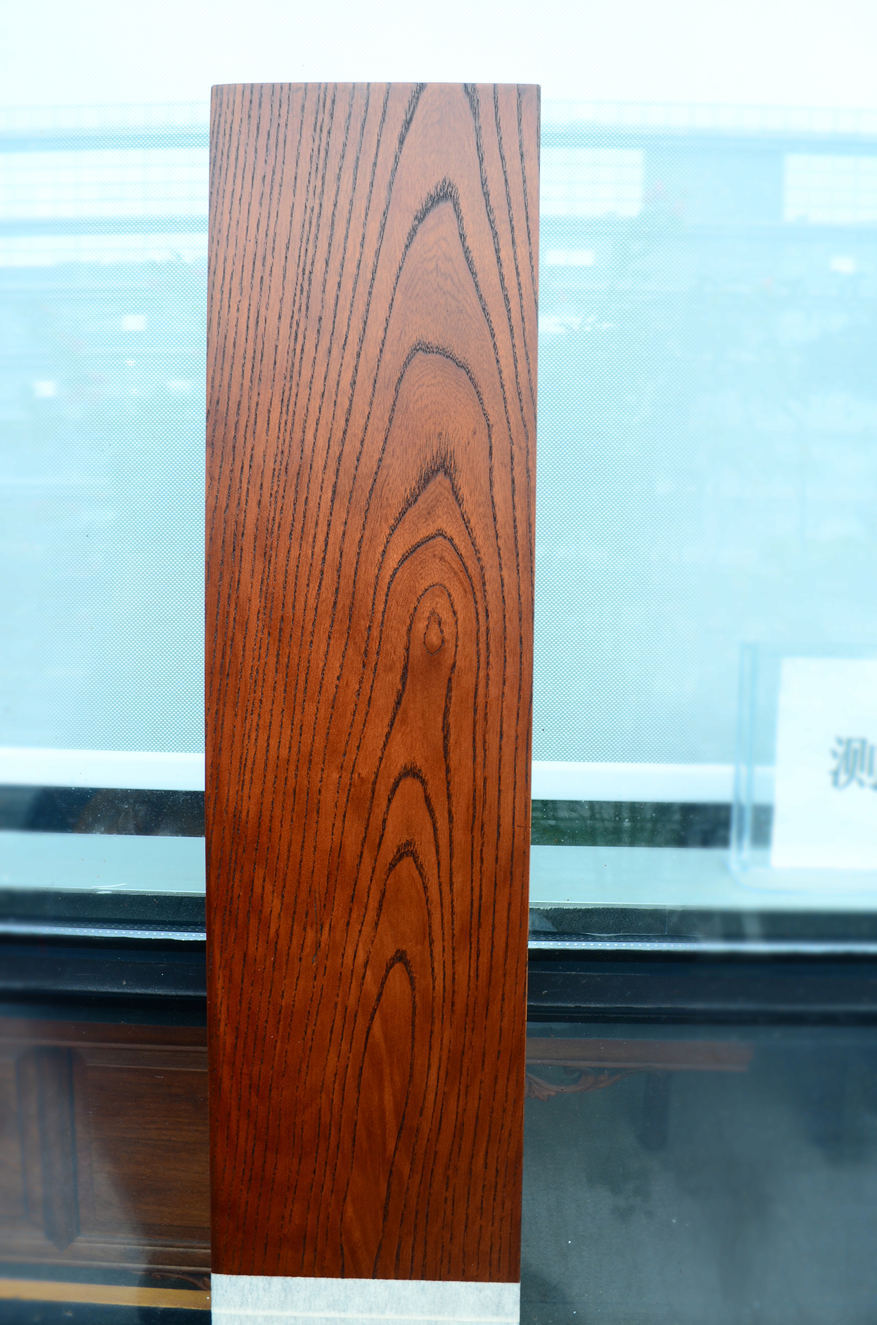 水曲柳刷什么颜色木蜡油好,水曲柳上清漆好还是上木蜡油好