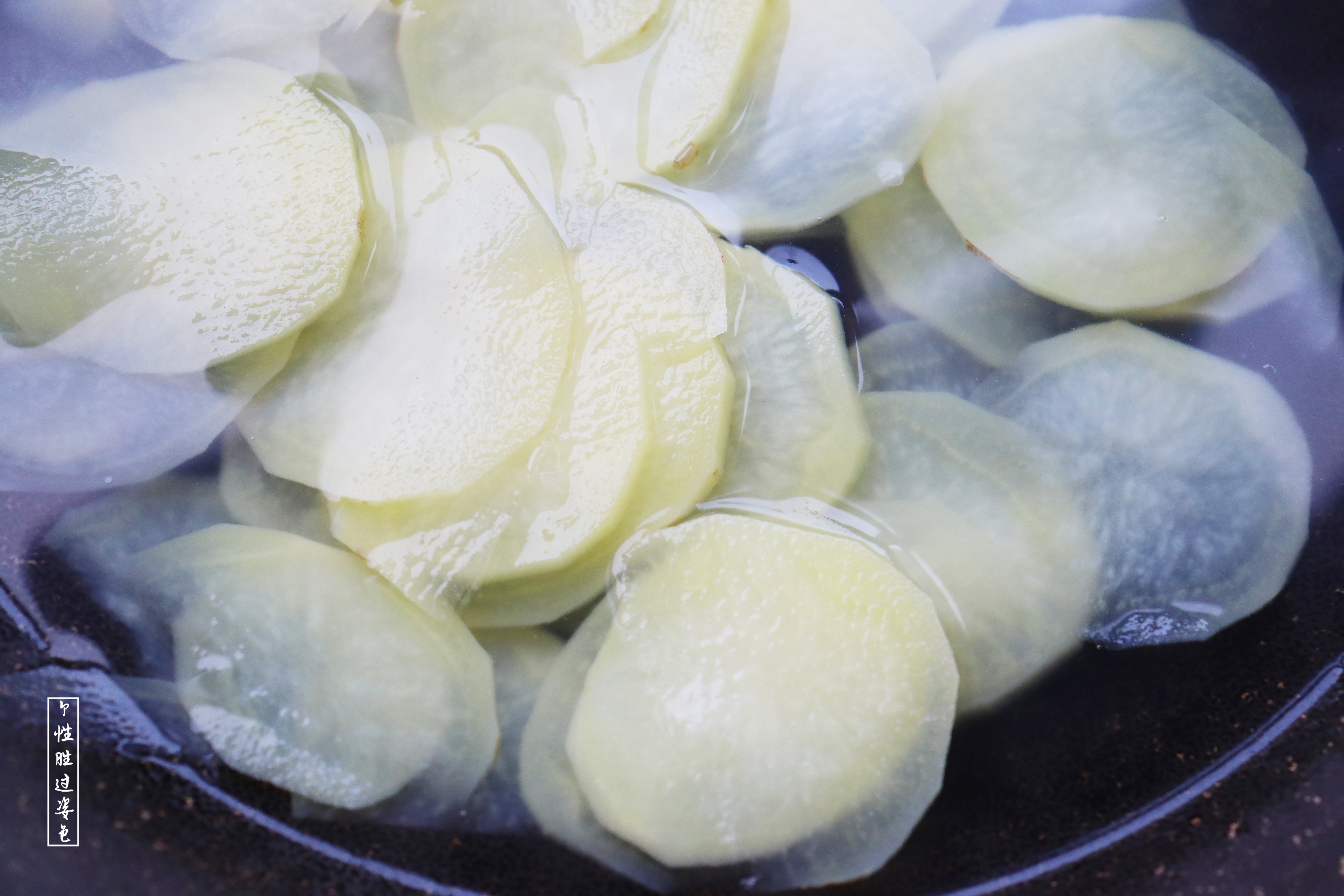 最简单的东北腌制咸土豆的方法,腌制土豆的最好方法