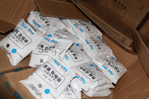 懂行人看质量不懂行看价格,内行人买盐不只看价格认准盐袋