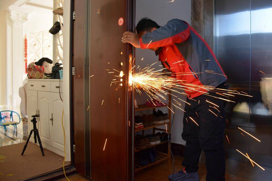 米家指纹锁钥匙开锁,米家指纹锁怎么远程开锁