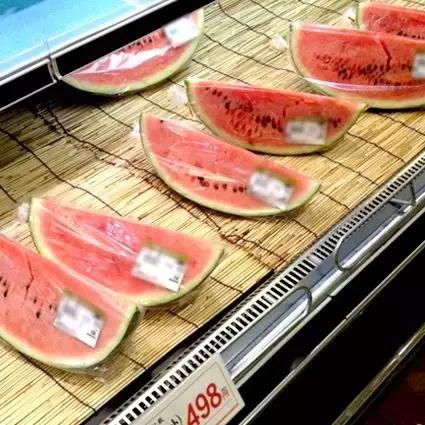 吃一口得花一个月工资？这种隐形炫富潮流值得追吗？