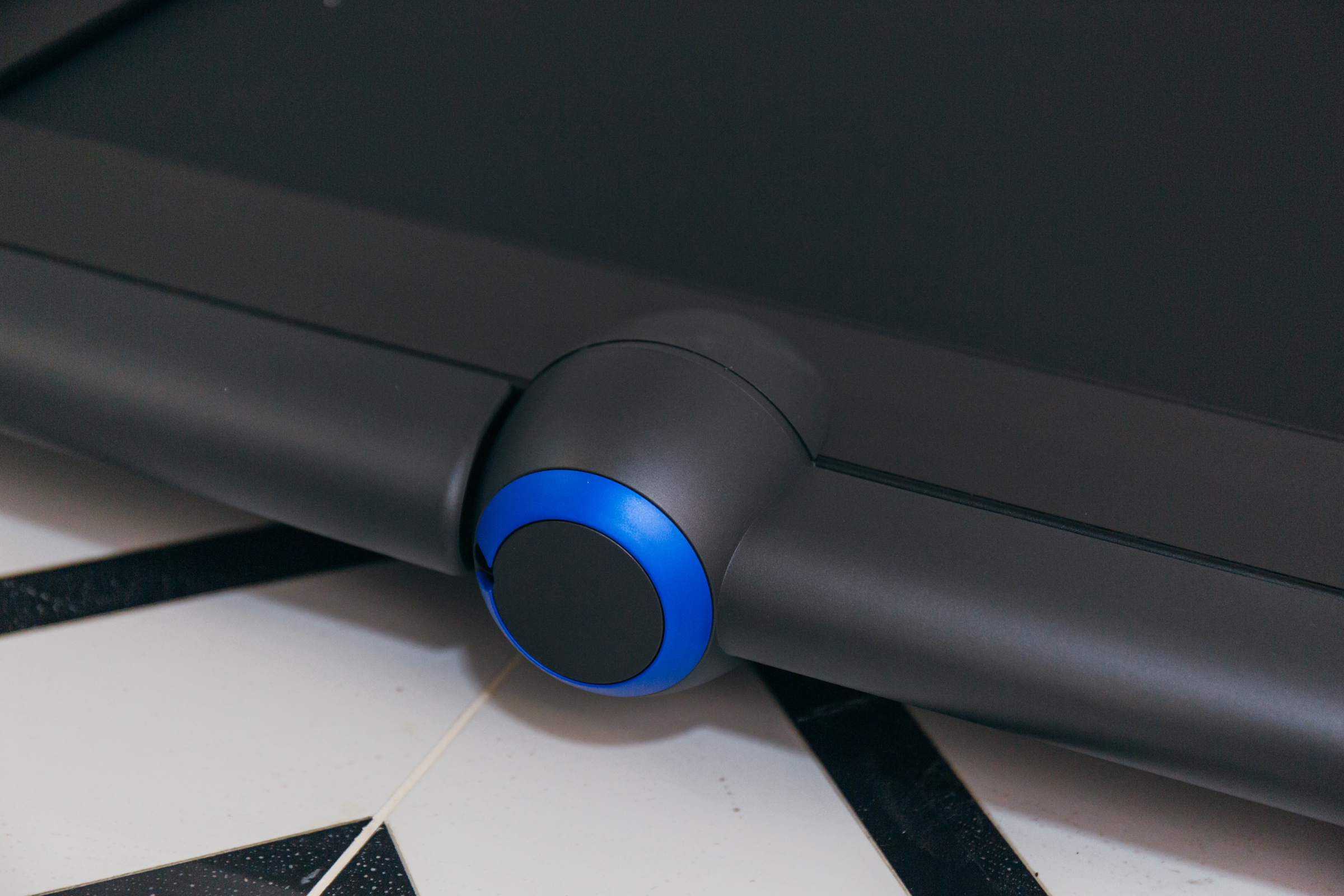 天猫精灵!小姐姐想跑步-小米有品小金K12语音跑步机体验