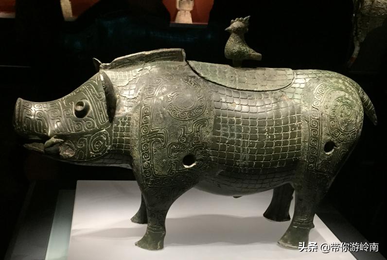 招财猪和招财鼠摆件,招财纳福猪