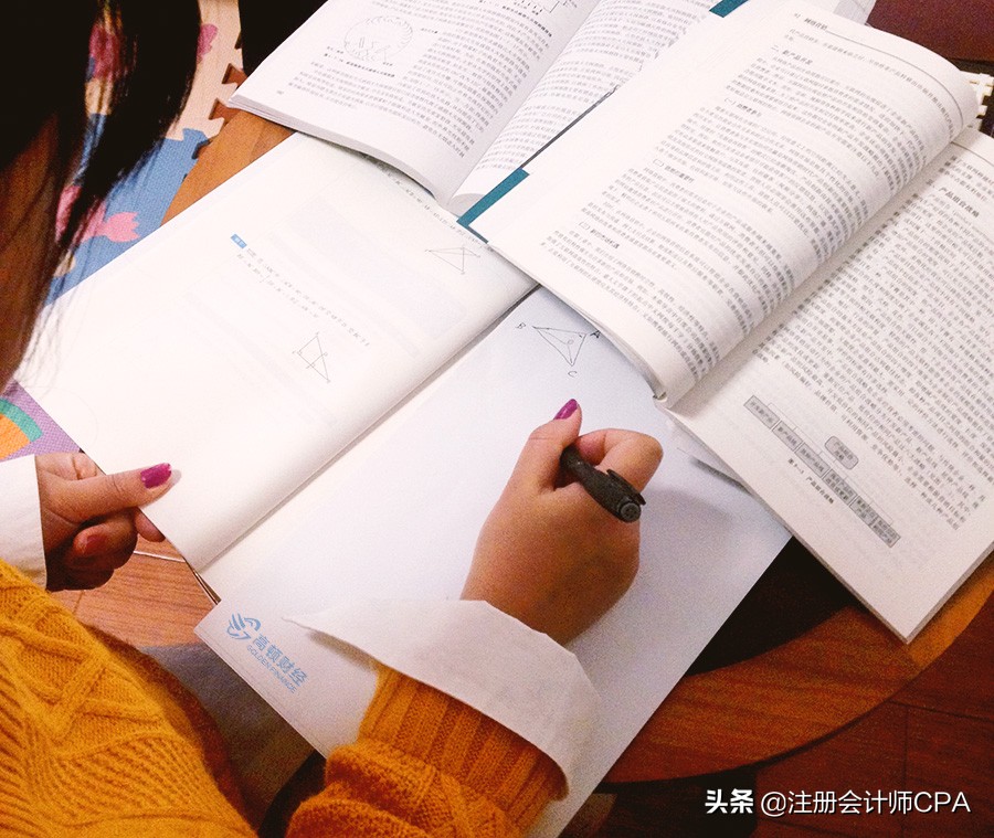 注会考试难于上青天？大专生一年过三科，是运气还是努力？