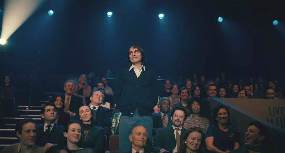 卸完妆怎么看出来卸干净了,卸完妆眼睛看事情发白