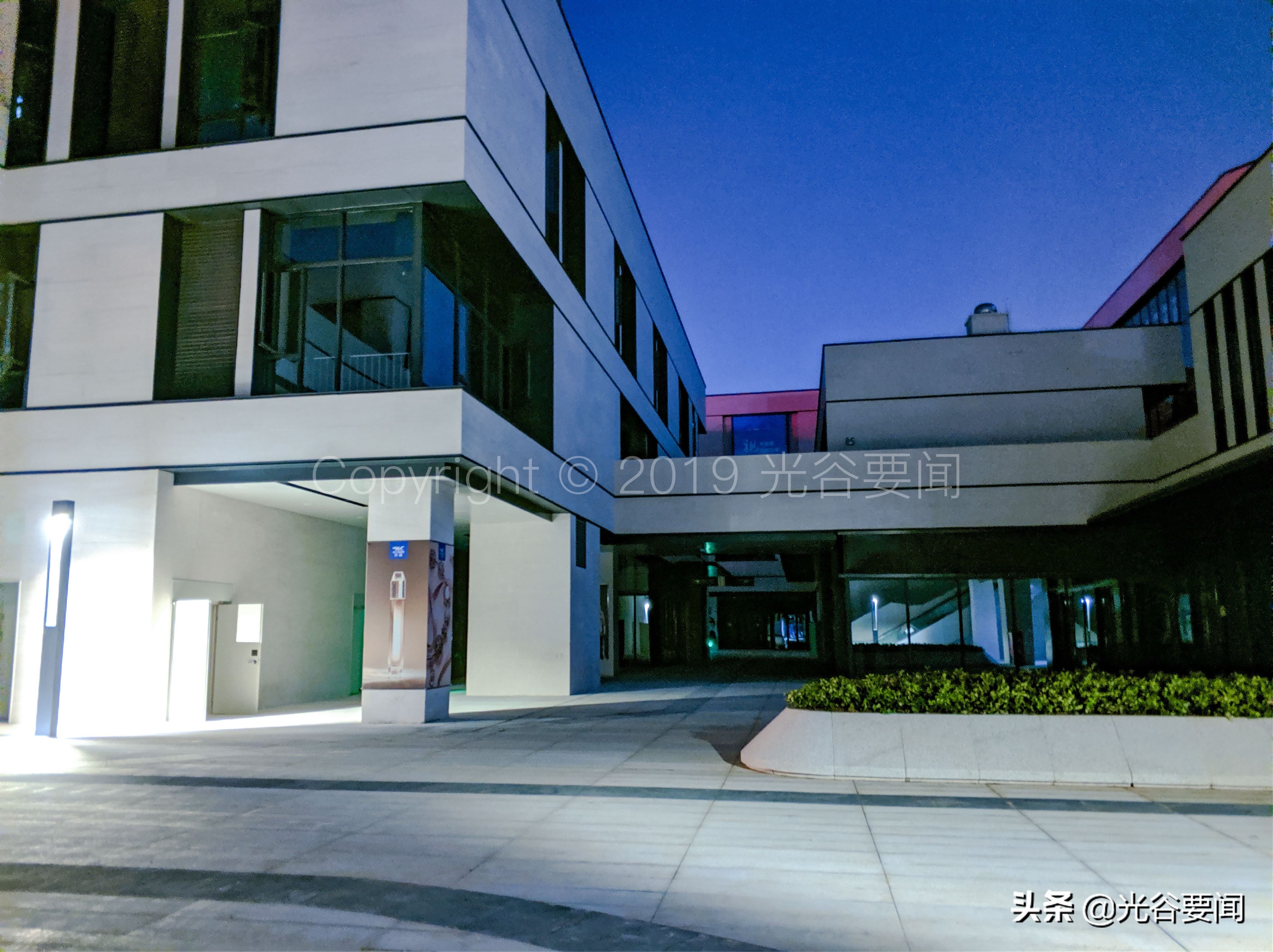 夜未央新奇体验馆团购券,光谷夜时尚