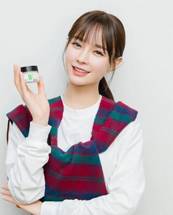 改善毛孔粗大有黑头粉刺爱出油,毛孔粗大粉刺黑头出油刷什么酸