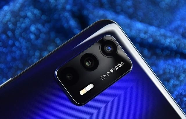 近期高性价比旗舰手机推荐,学生党买得起的二手旗舰手机