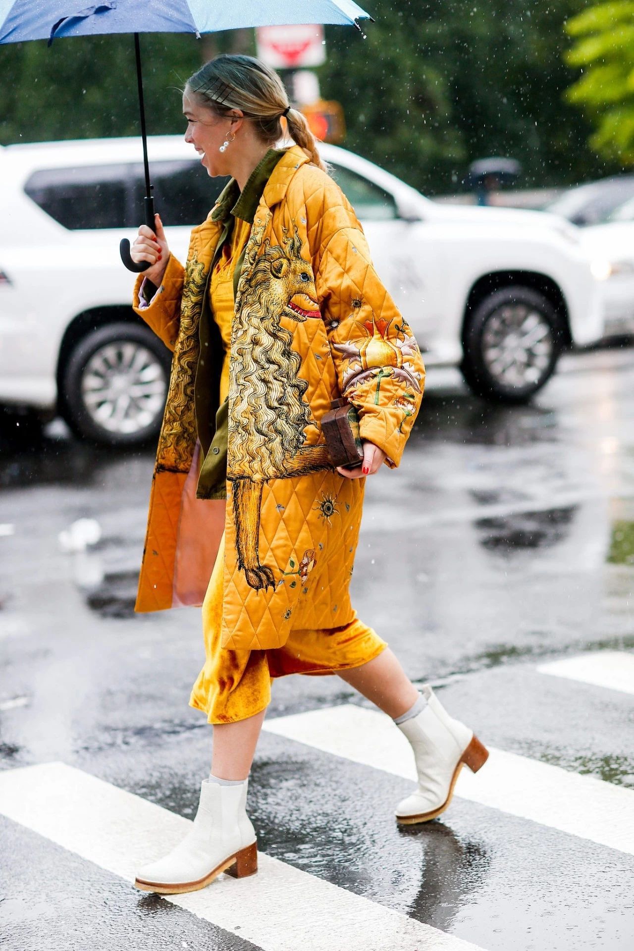 150斤面包服显瘦,面包服加直筒裤