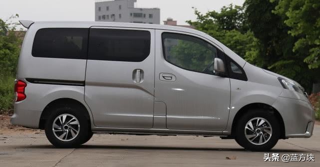 日系当中也有一款堪称“日产五菱宏光”的国民神车——日产NV200