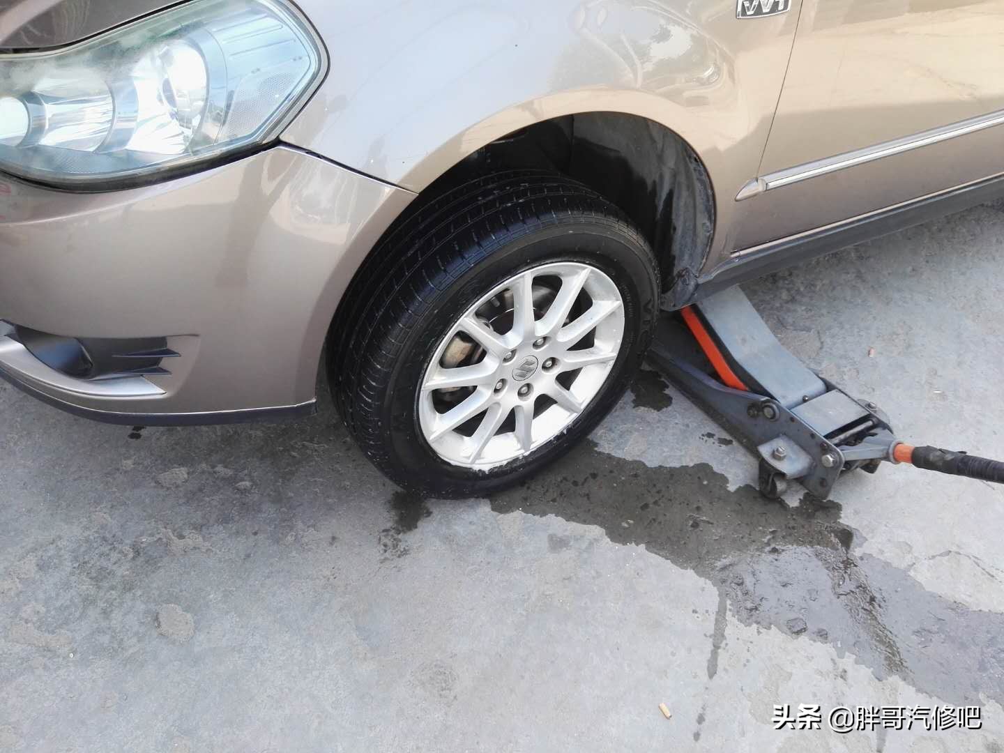 轮胎没扎钉子一直漏气怎么办,轮胎胎纹扎钉子但是不漏气怎么办