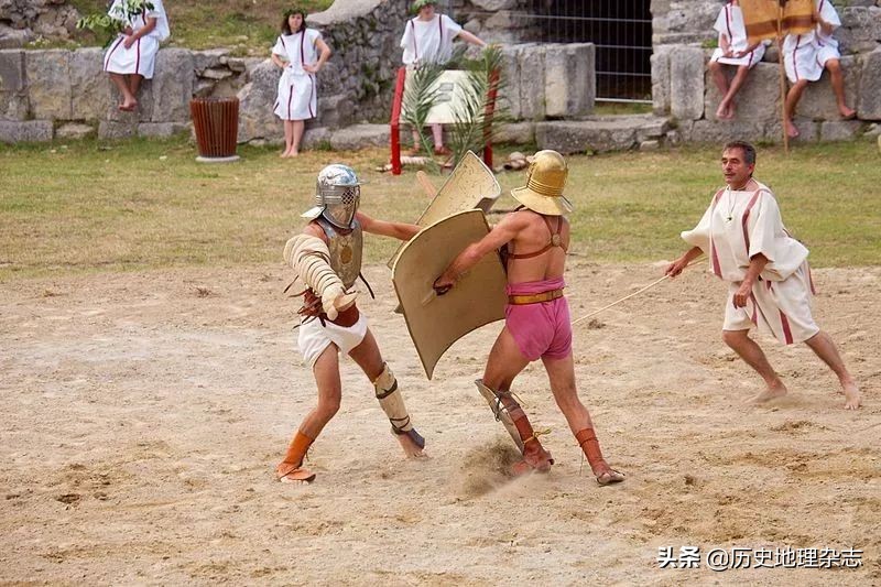 斯巴达克斯为什么这么厉害,历史上真的有斯巴达克斯这个人