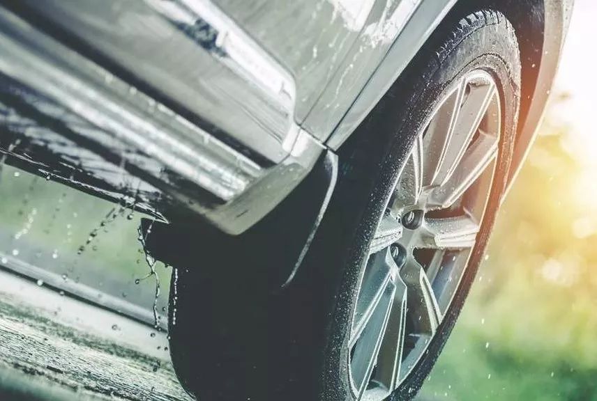 汽车的空气滤清器,用车知识之检查空气滤清器