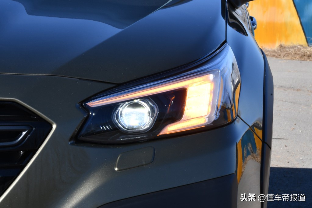 试驾全新斯巴鲁傲虎旅行版视频,好车推荐斯巴鲁傲虎配置优动力强