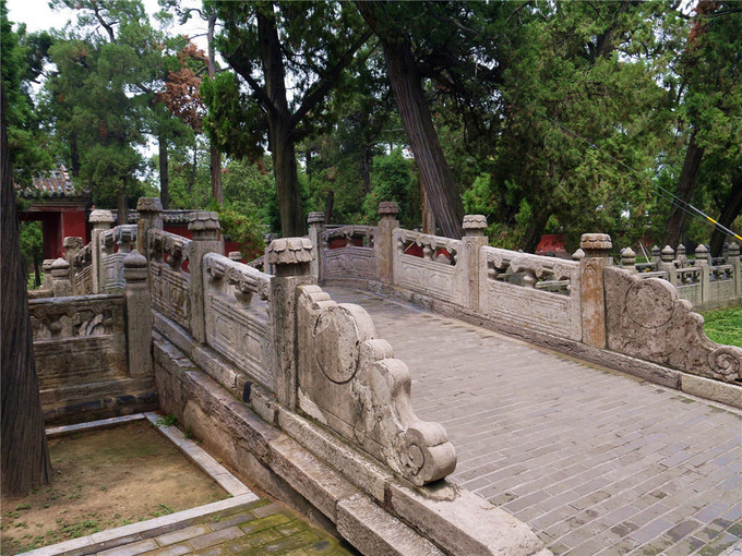 鏇查槣瀛斿簷鍥涘杞洖,鏇查槣瀛斿簷涓囦笘甯堣〃鍖鹃