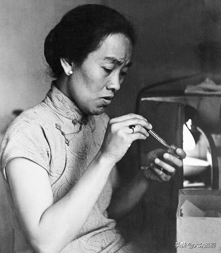 巾帼扁卢：老照片中的女性医者