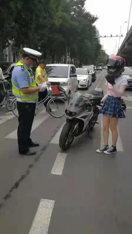 石家庄交警严查摩托车,石家庄严查摩托闯禁行