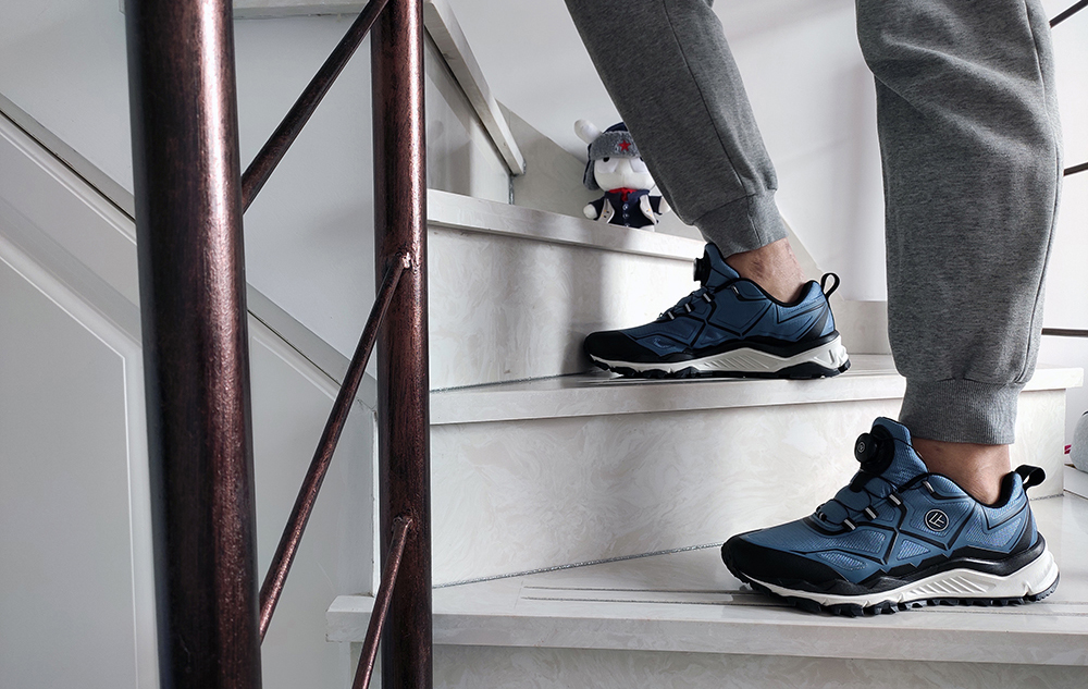 带鞋带旋钮系统的跑鞋,旋钮系鞋带跑鞋推荐